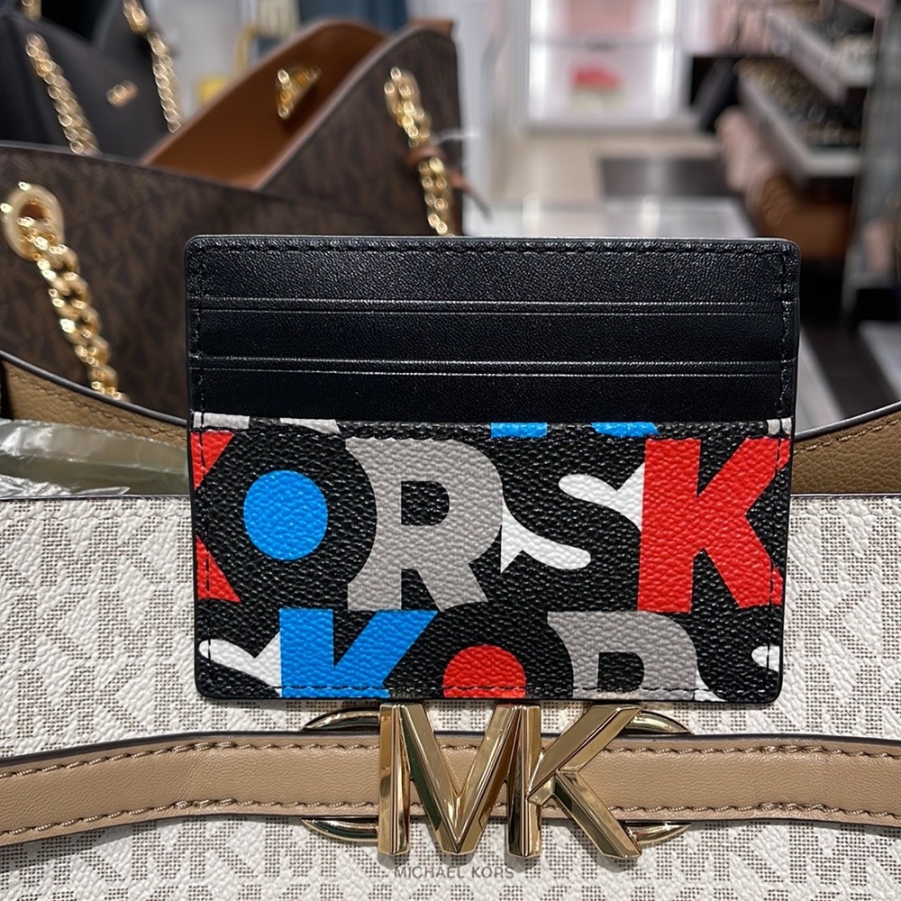 MICHAEL KORS MENS Cooper BLACK MLTI Graphic Logo Tall Card Case 

BLACK MULTI - Picture 7 of 16